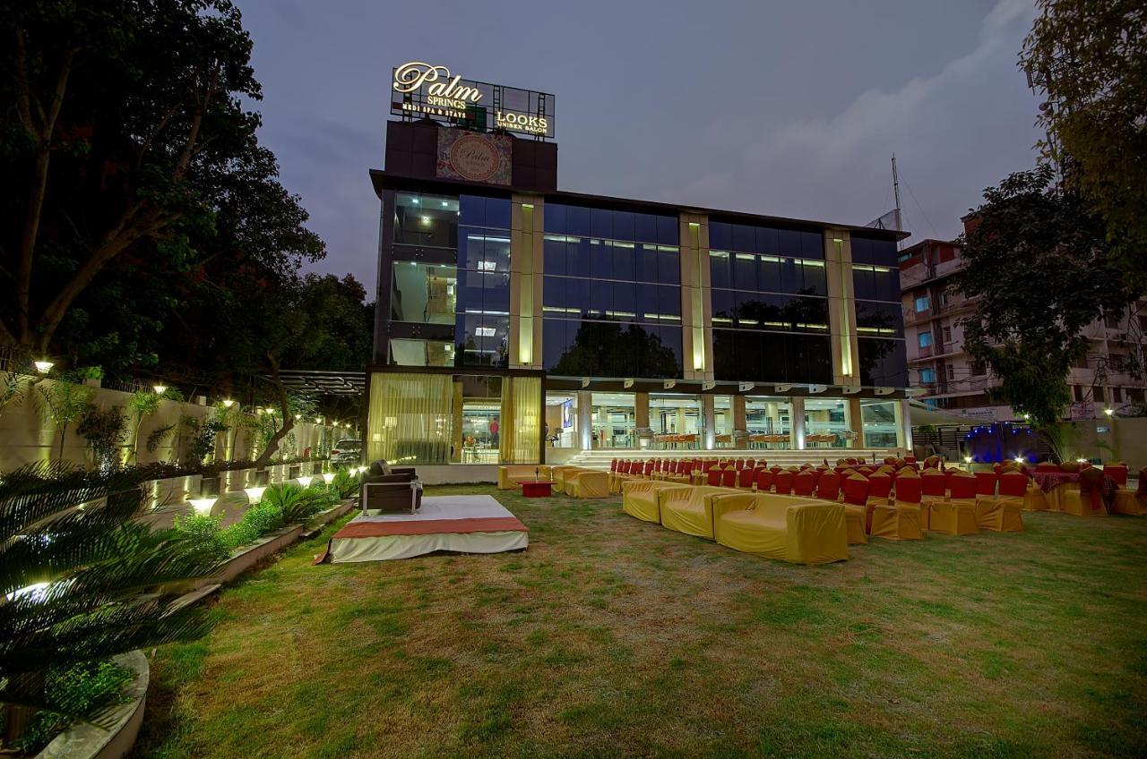 Palm Spring A Boutique Hotel New Delhi Exteriör bild
